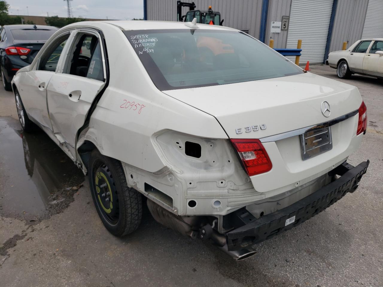 Photo 3 from auction – 2012 MERCEDES-BENZ E 350 with VIN WDDHF5KB1CA540183