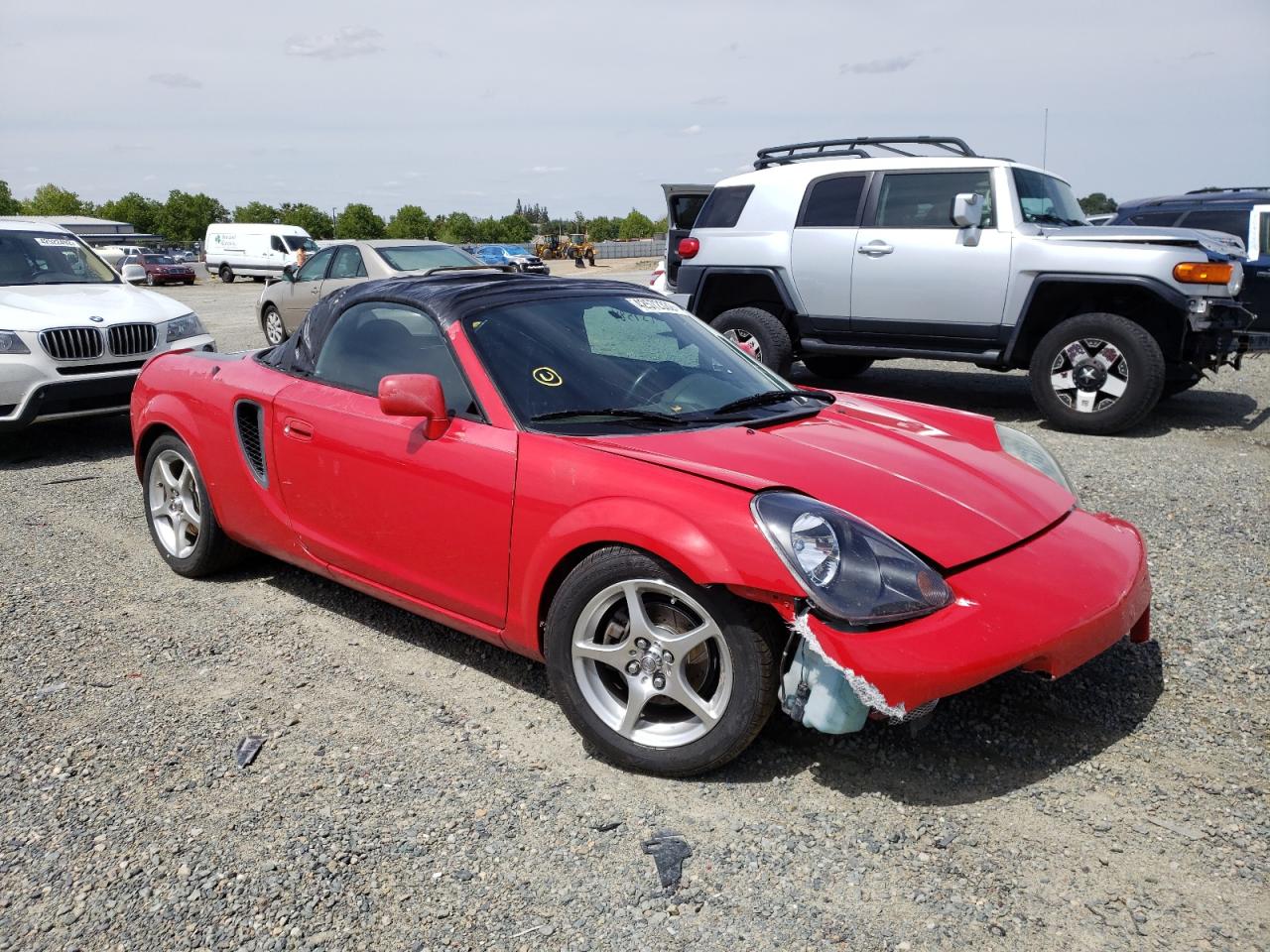 TOYOTA MR2 SPYDER 2000 with VIN JTDFR3207Y0014925 - Photo from auction