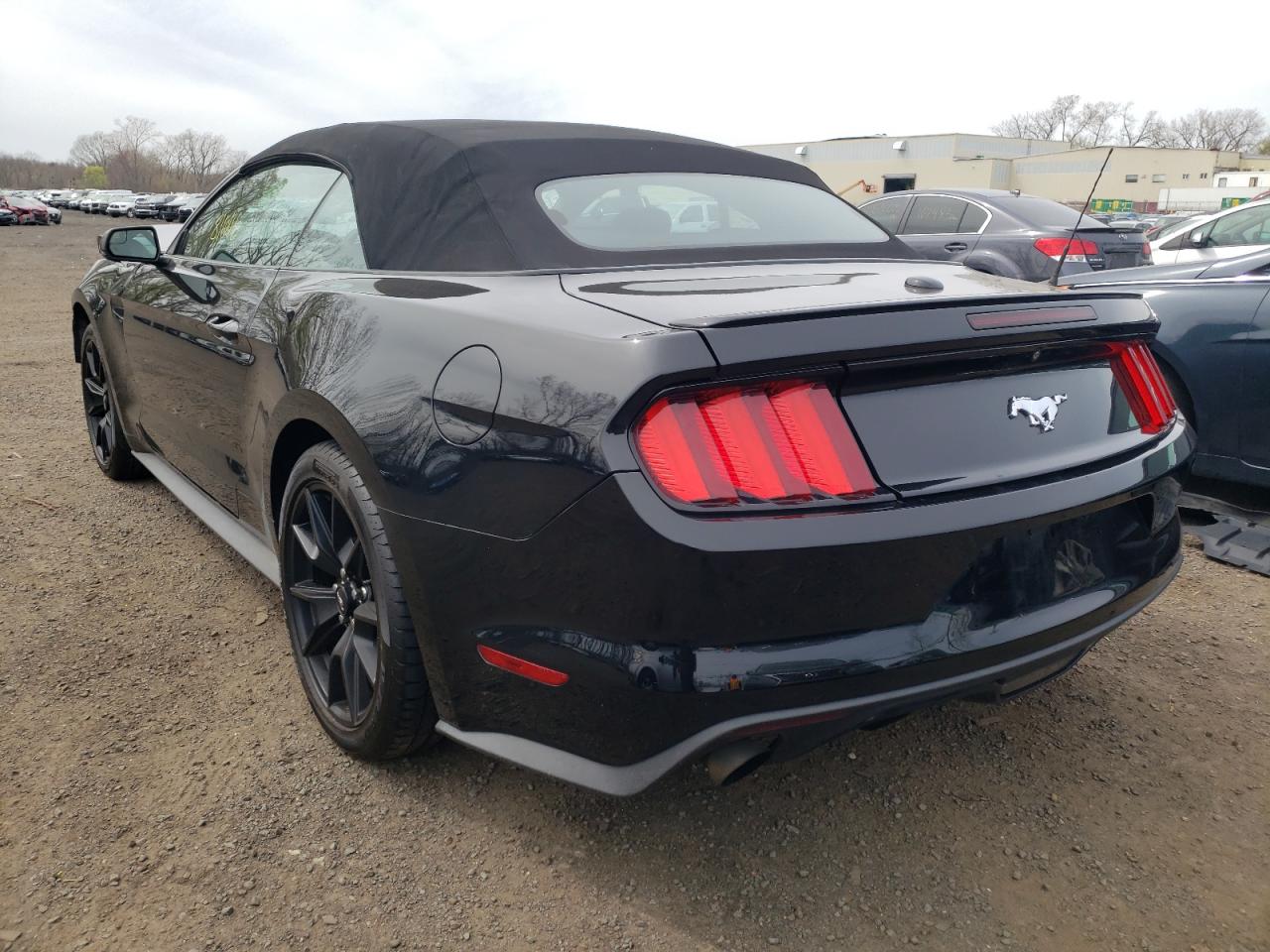 Photo 3 from auction – 2017 FORD MUSTANG with VIN 1FATP8UH2H5245152