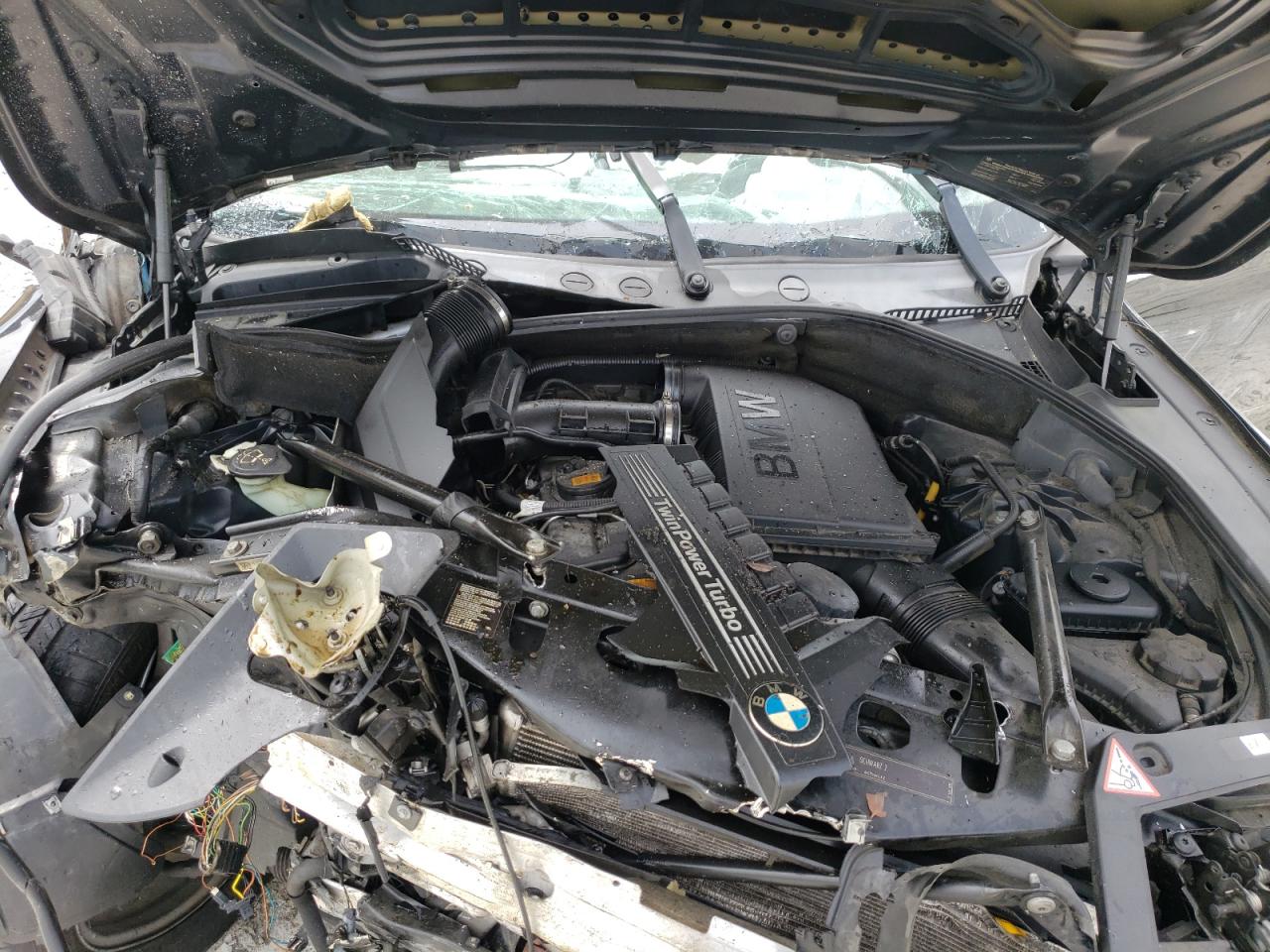 Photo 7 from auction – 2011 BMW 535 XIGT with VIN WBASP2C57BC337514