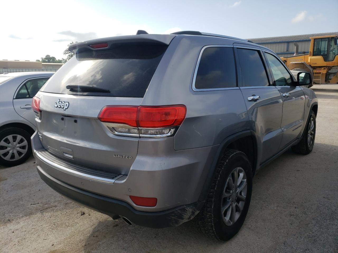 Photo 4 from auction – 2015 JEEP GRAND CHER with VIN 1C4RJFBG2FC802364