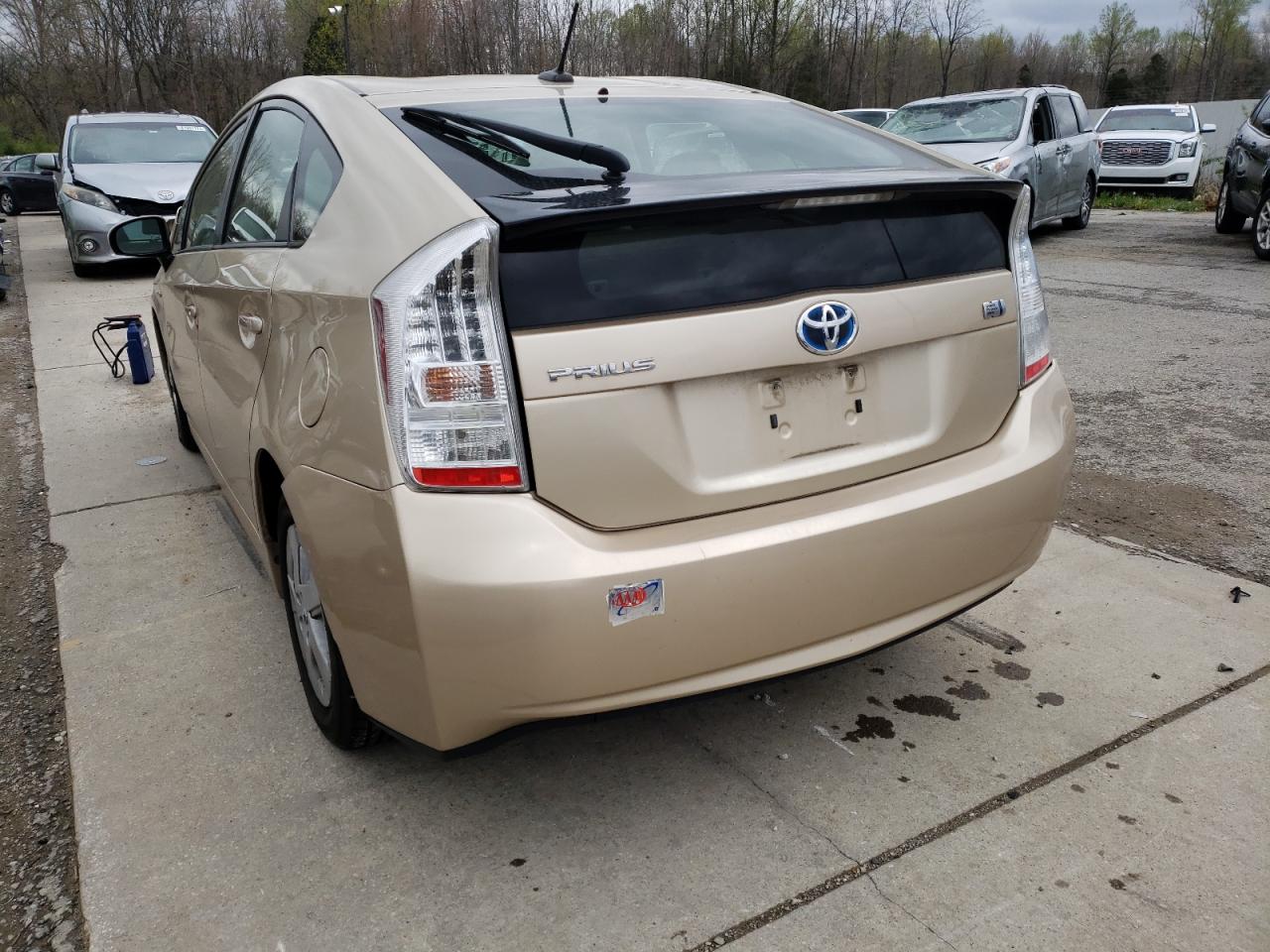 Photo 3 from auction – 2011 TOYOTA PRIUS with VIN JTDKN3DUXB1382138