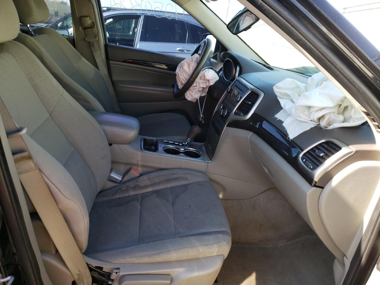 Photo 5 from auction – 2011 JEEP GRAND CHER with VIN 1J4RR4GG6BC534834