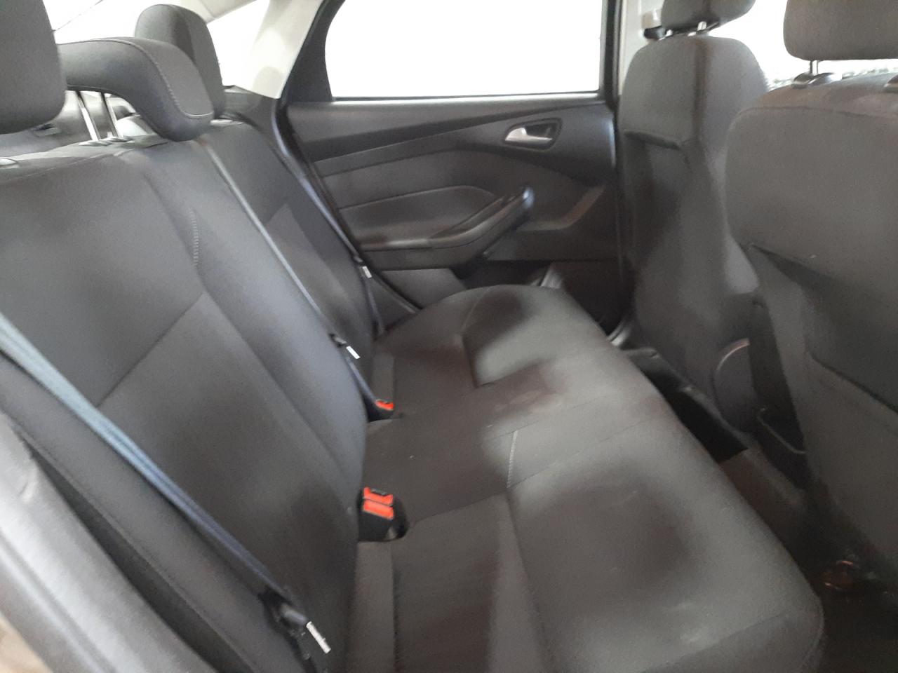 Photo 6 from auction – 2018 FORD FOCUS SE with VIN 1FADP3F27JL288676