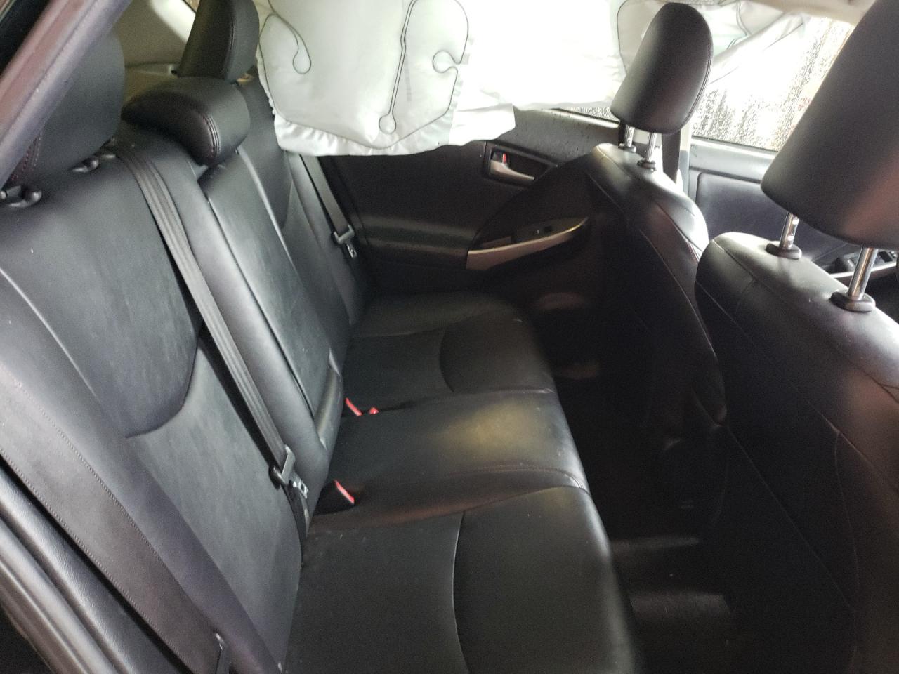 Photo 6 from auction – 2013 TOYOTA PRIUS with VIN JTDKN3DU1D5593496