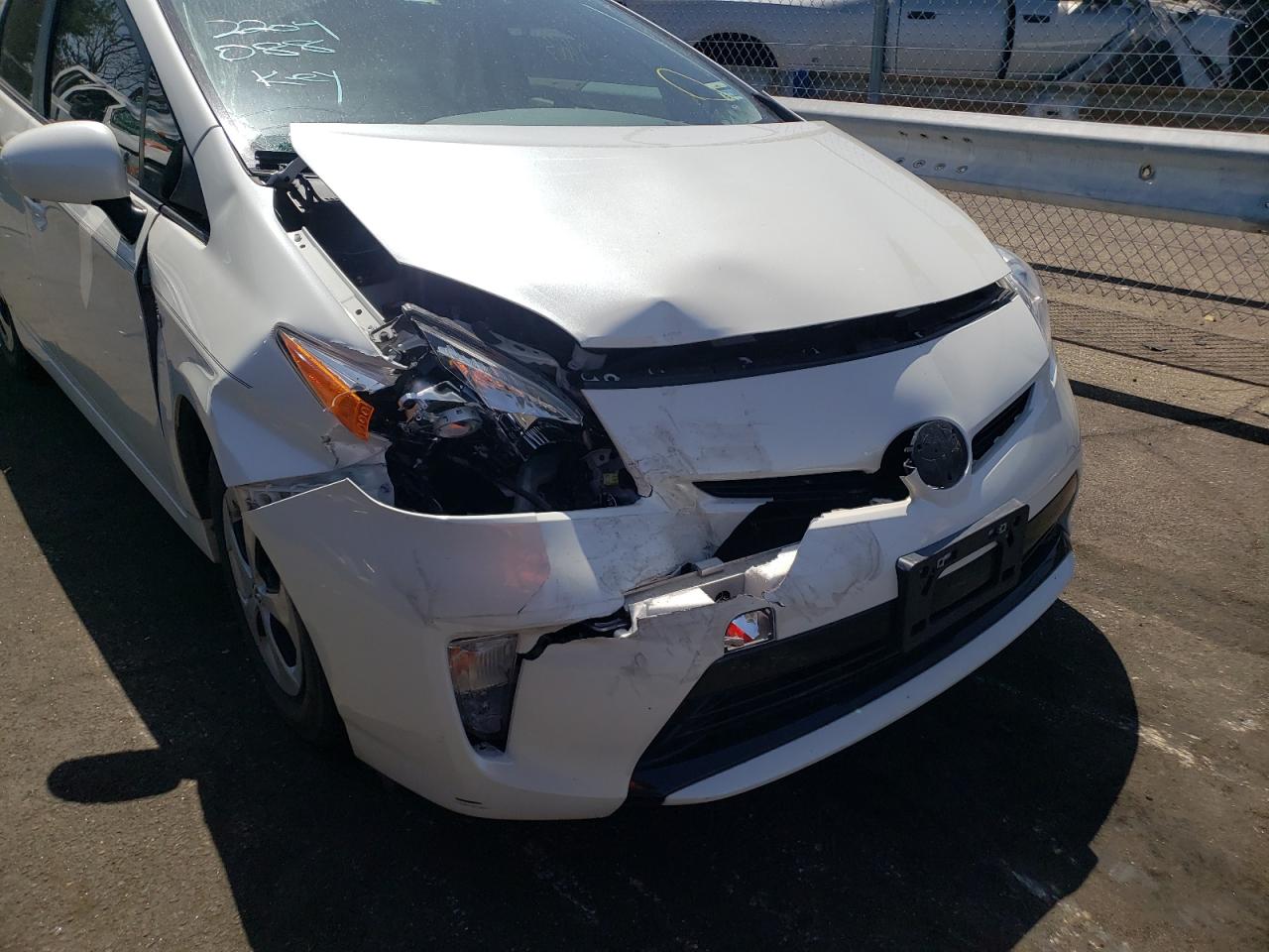 Photo 9 from auction – 2015 TOYOTA PRIUS with VIN JTDKN3DU1F0467283