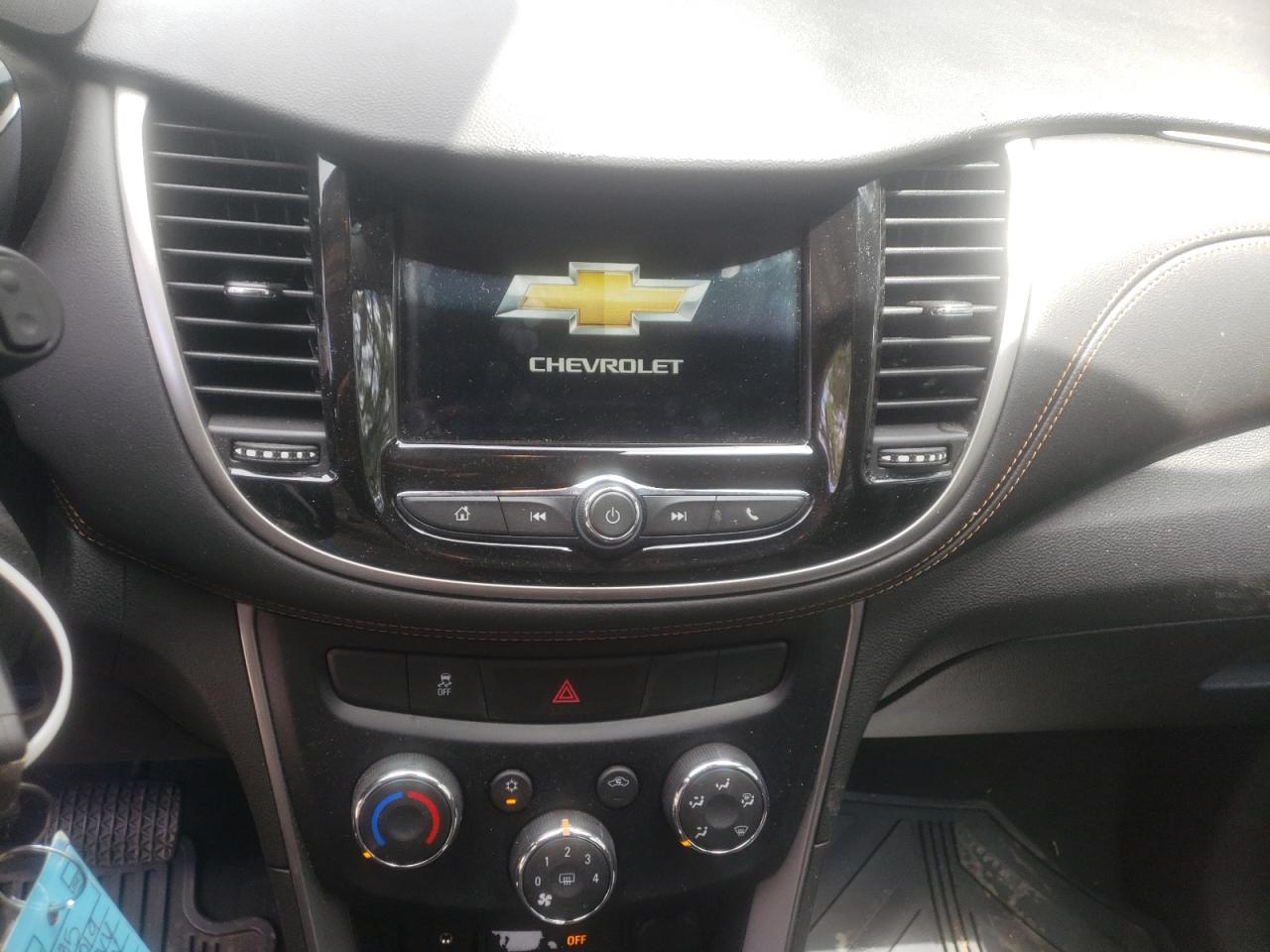 Photo 9 from auction – 2019 CHEVROLET TRAX LS with VIN 3GNCJKSB2KL215364