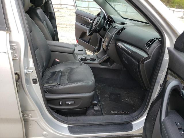 Photo 5 from auction – 2013 KIA SORENTO EX with VIN 5XYKUDA62DG415750