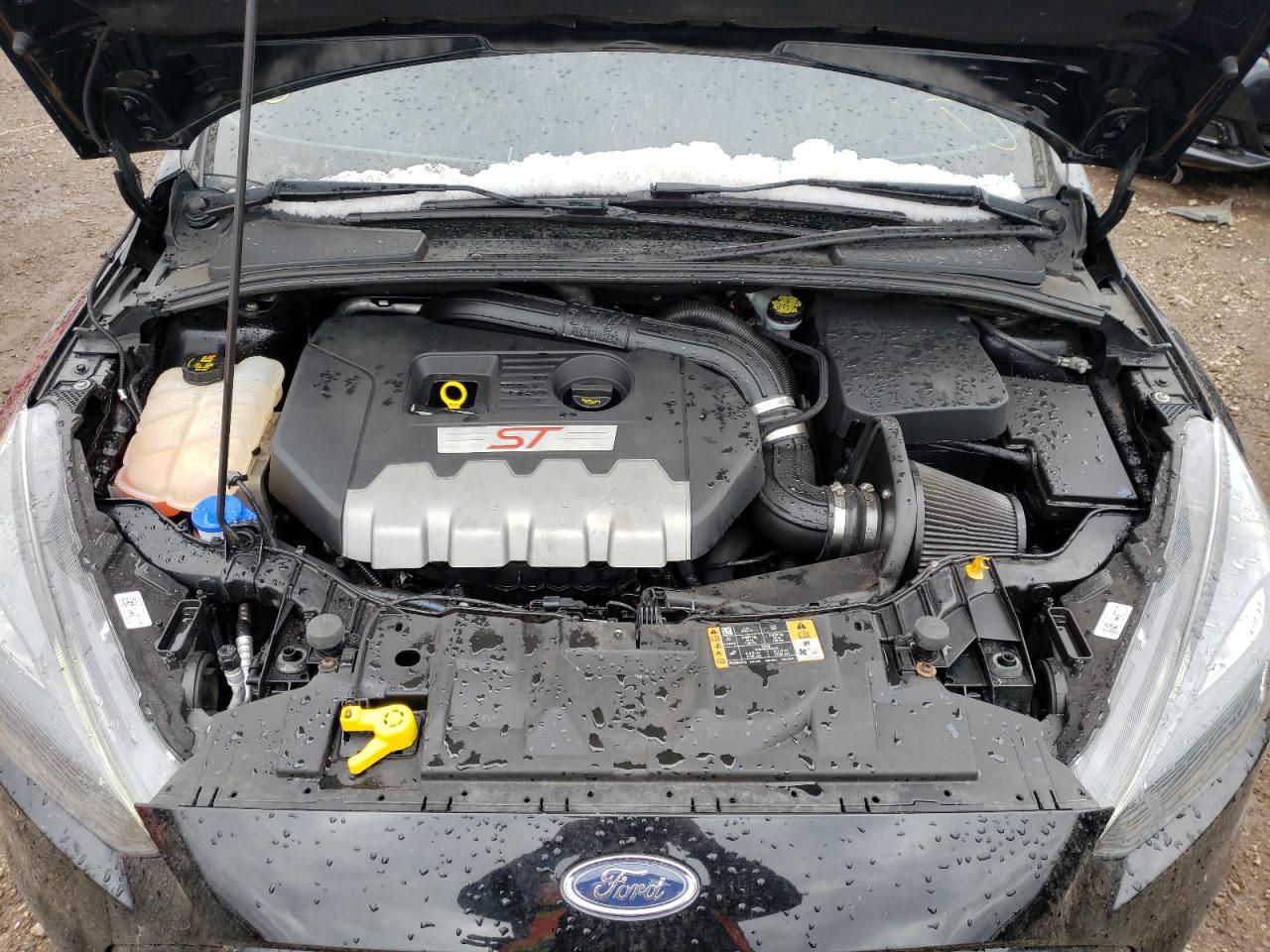 Photo 7 from auction – 2017 FORD FOCUS ST with VIN 1FADP3L9XHL252735
