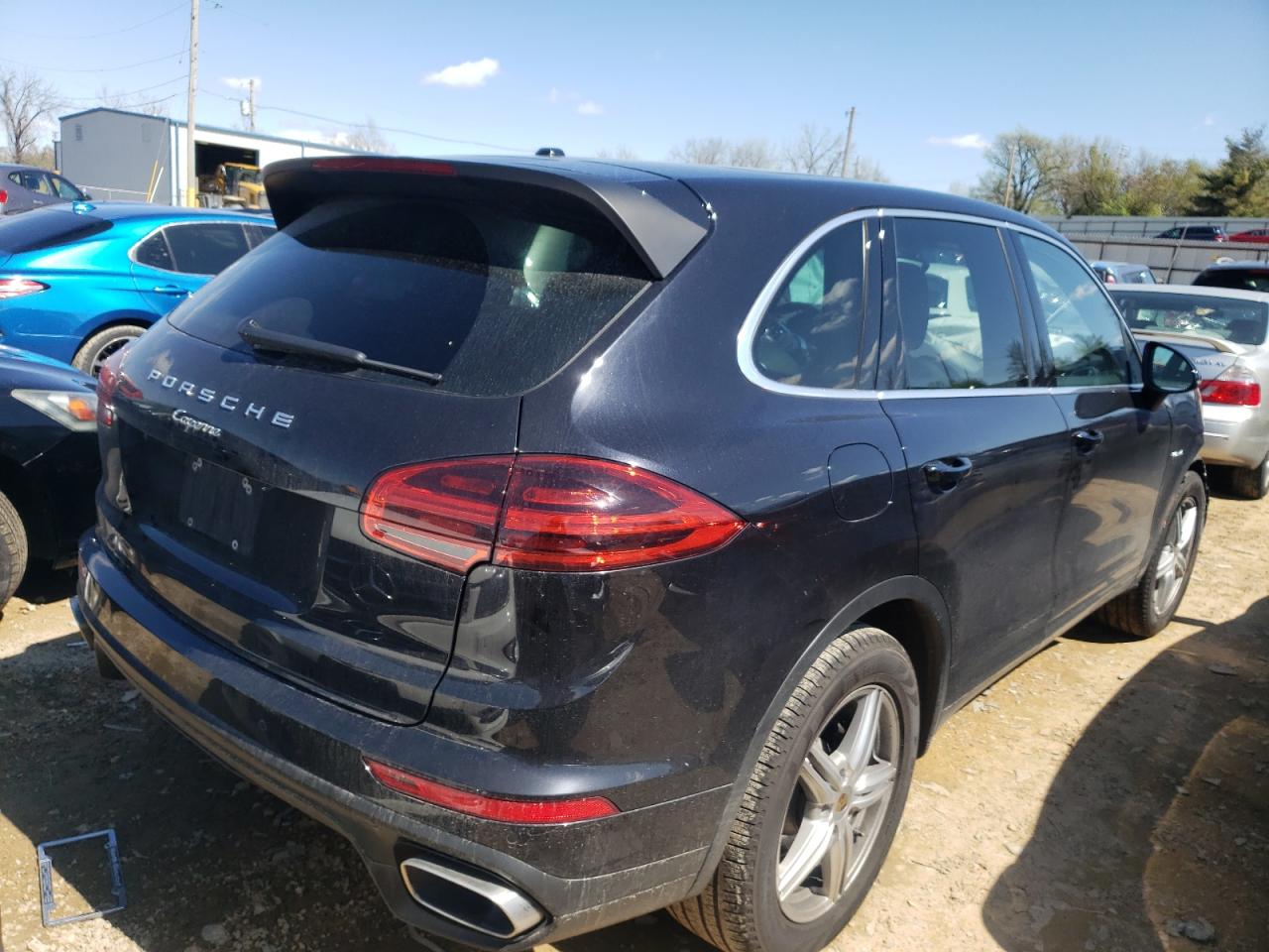 Photo 4 from auction – 2015 PORSCHE CAYENNE with VIN WP1AF2A25FLA36822