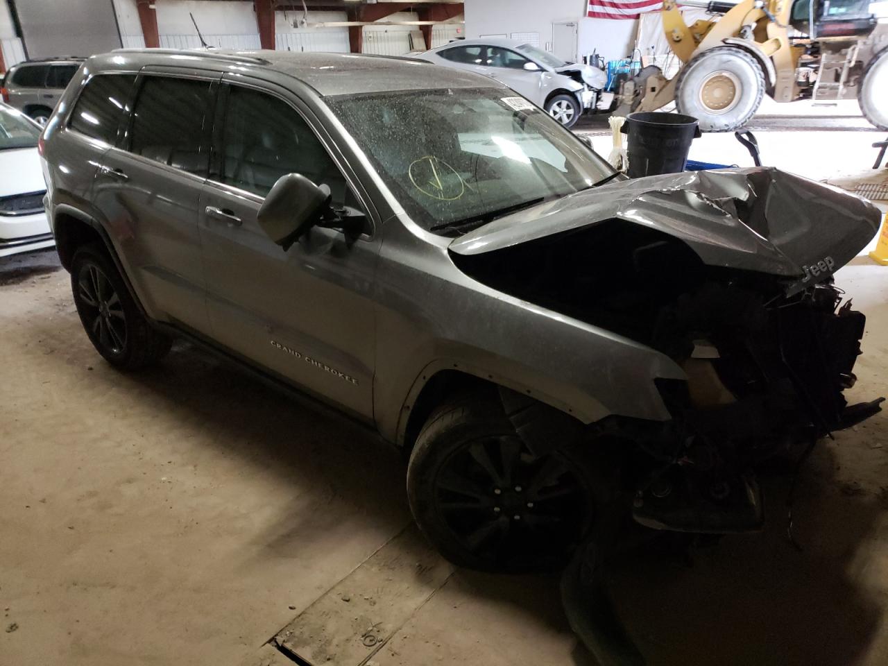 JEEP GRAND CHER 2013 with VIN 1C4RJFAT1DC576412 - Photo from auction