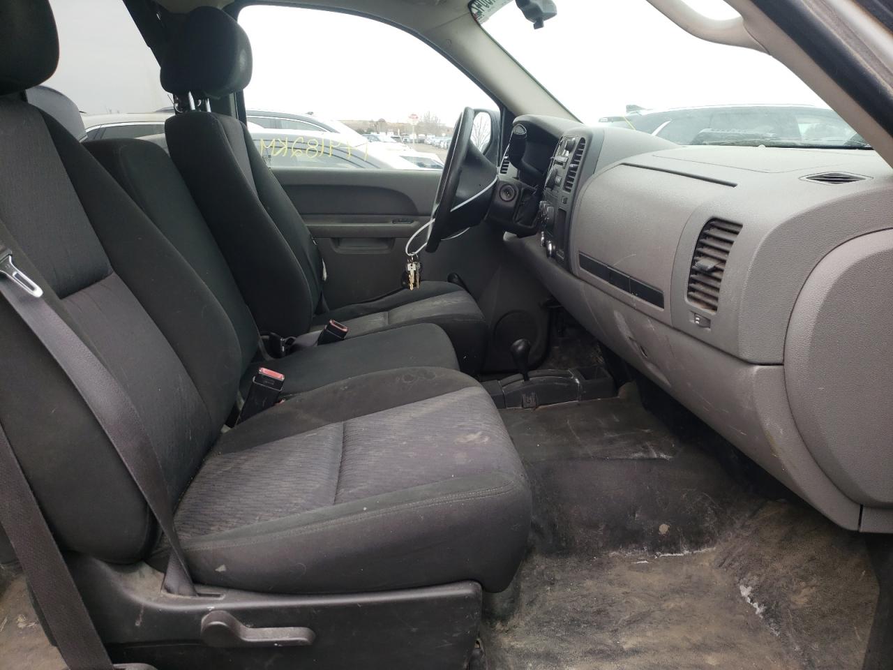 Photo 5 from auction – 2010 CHEVROLET SILVERADO with VIN 1GCSKPE05AZ192369