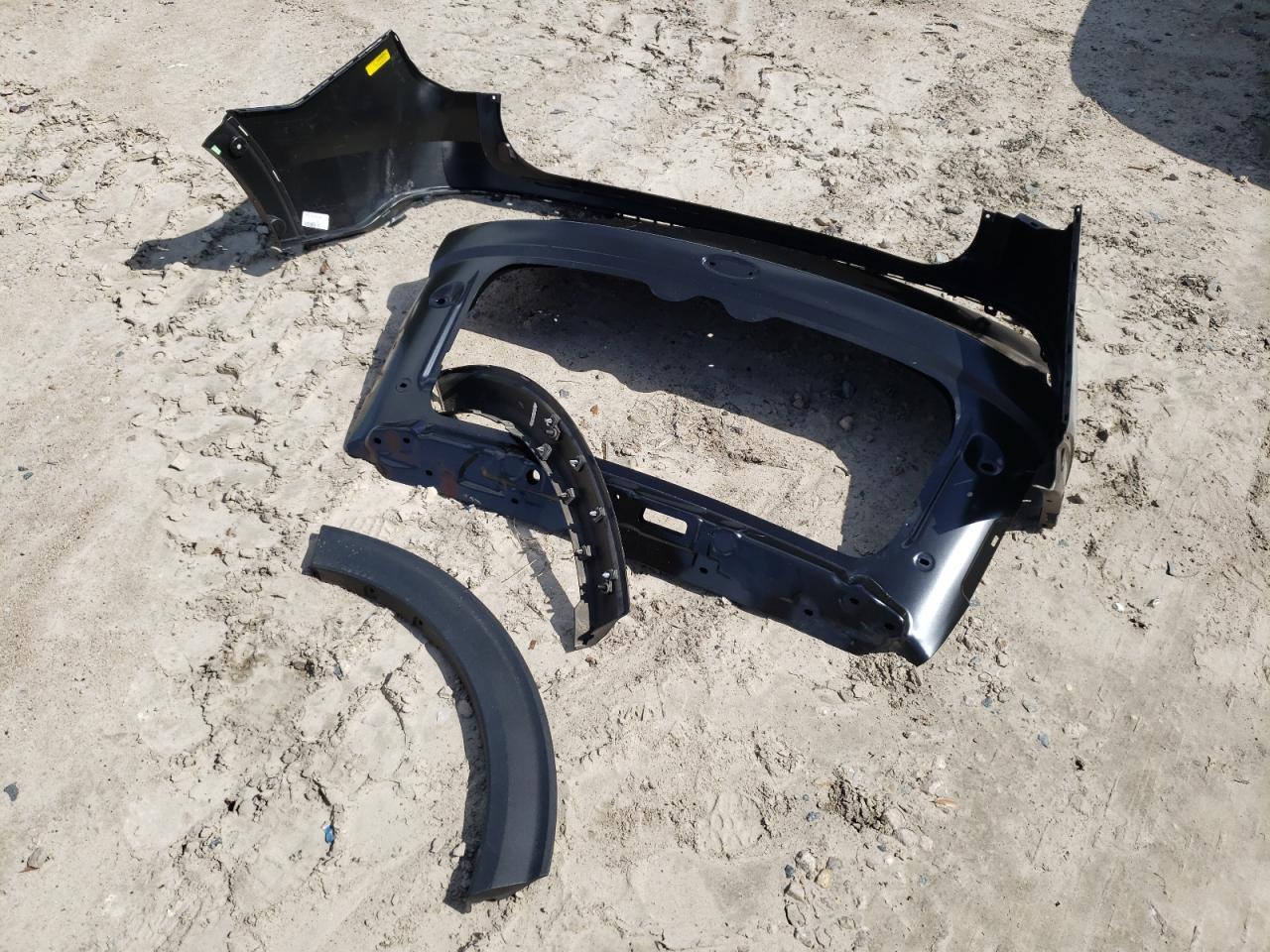 Photo 9 from auction – 2020 FORD EXPLORER L with VIN 1FMSK8FH3LGA01911
