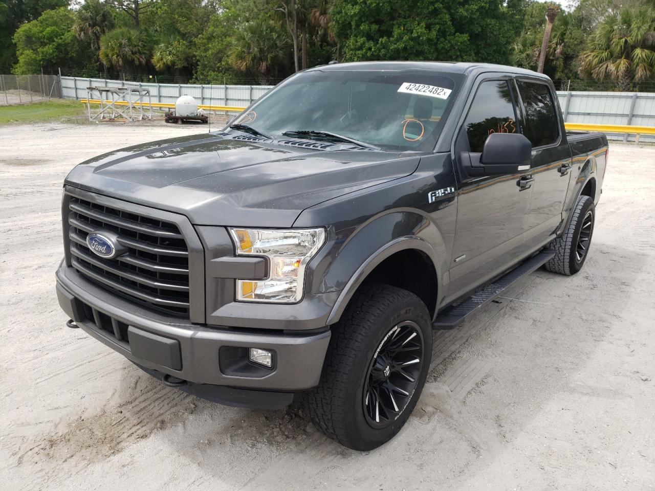 Photo 2 from auction – 2016 FORD F150 SUPER with VIN 1FTEW1EP8GFD39712