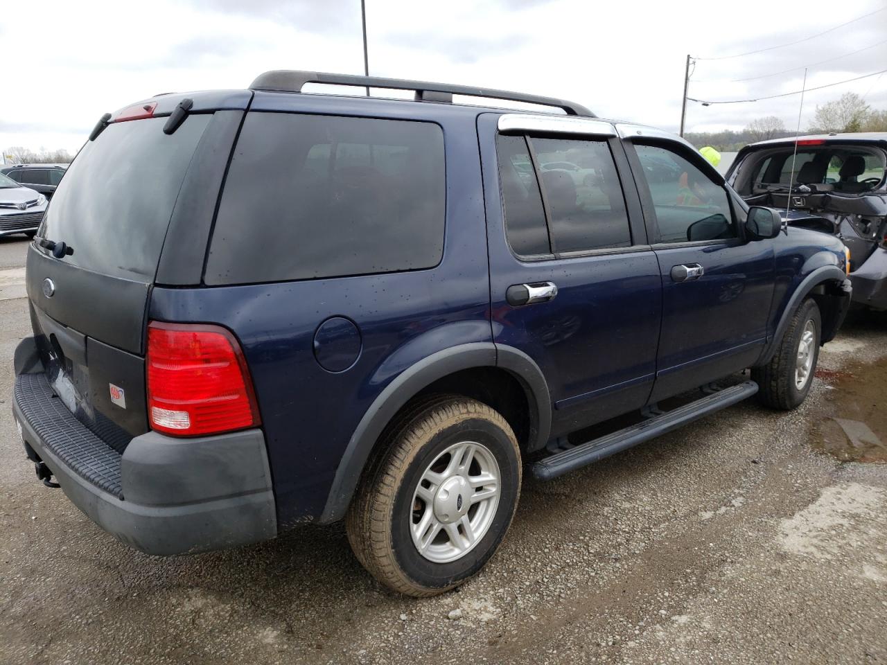 Photo 4 from auction – 2003 FORD EXPLORER X with VIN 1FMZU62K33UA35735