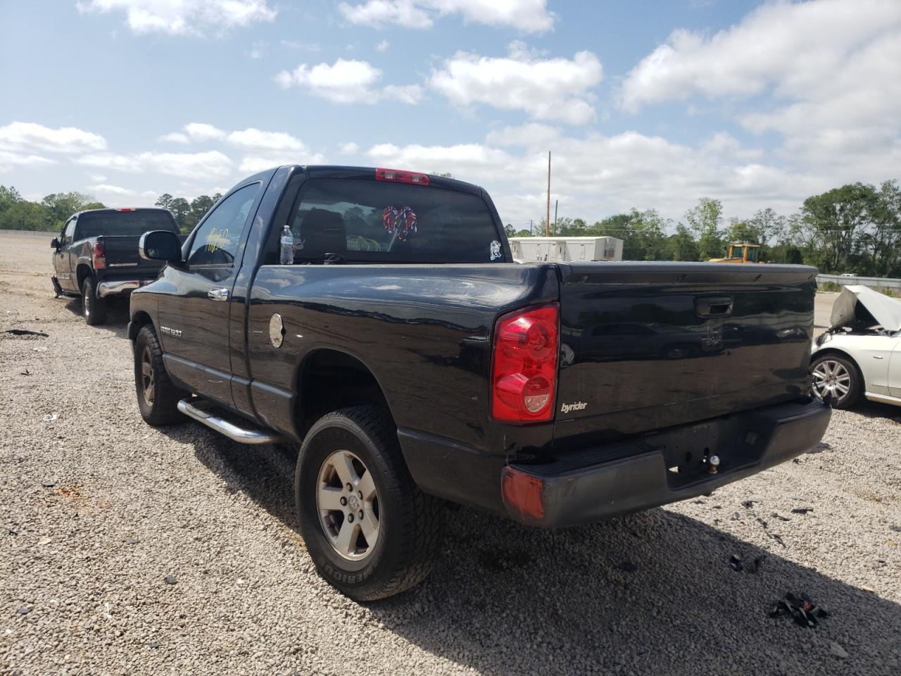 Photo 3 from auction – 2007 DODGE RAM 1500 S with VIN 1D7HA16K97J570930