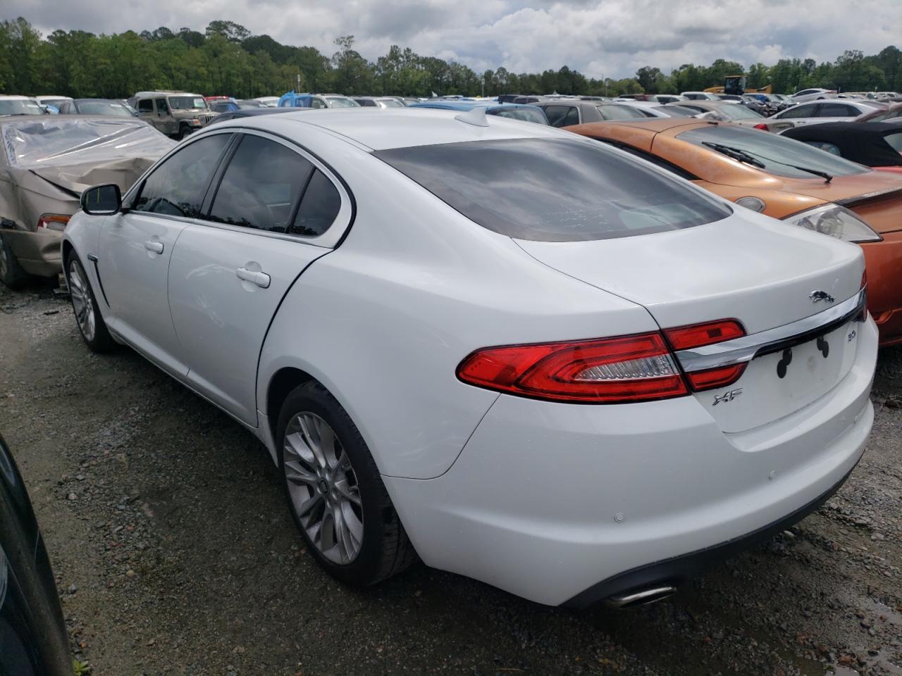 Photo 3 from auction – 2013 JAGUAR XF with VIN SAJWA0E75D8S63073