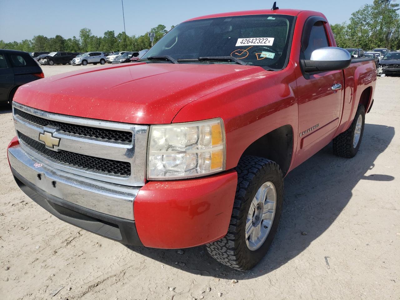 Photo 2 from auction – 2007 CHEVROLET SILVERADO with VIN 1GCEC14037Z638830