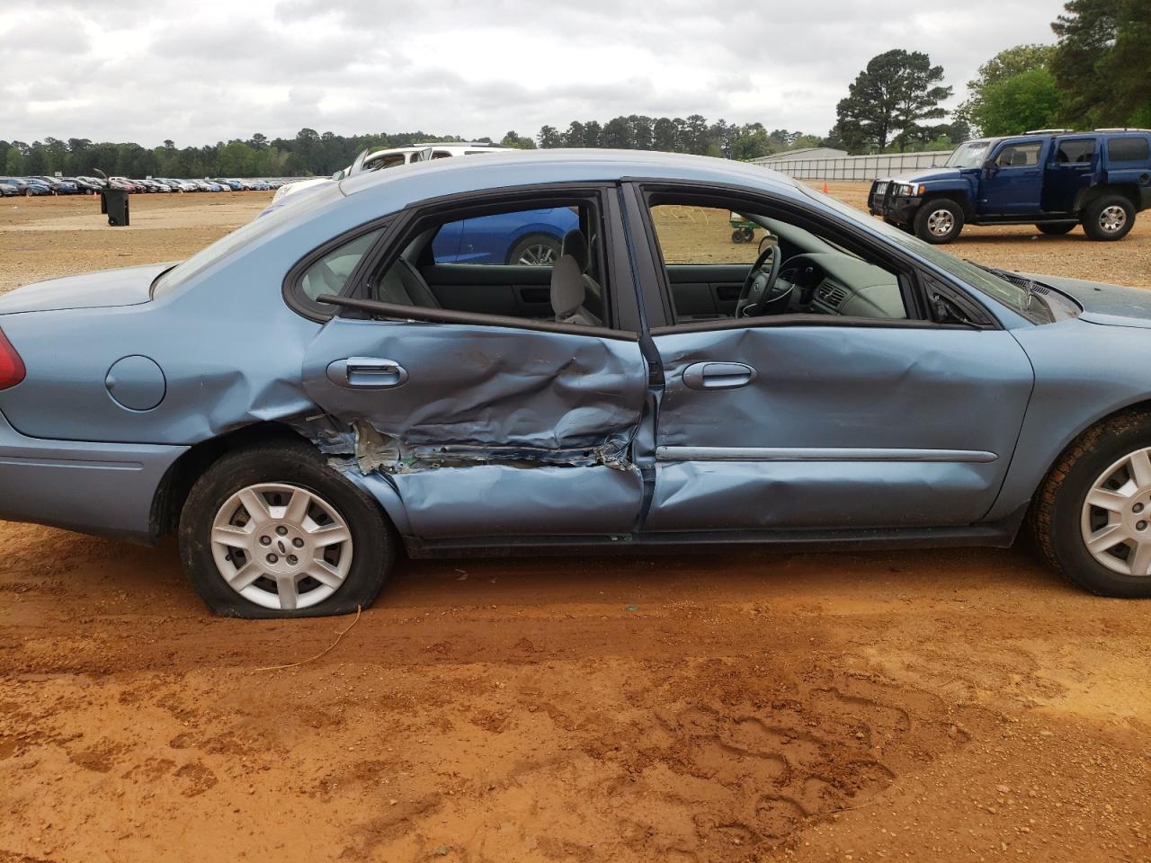 Photo 9 from auction – 2007 FORD TAURUS SE with VIN 1FAFP53U67A190589