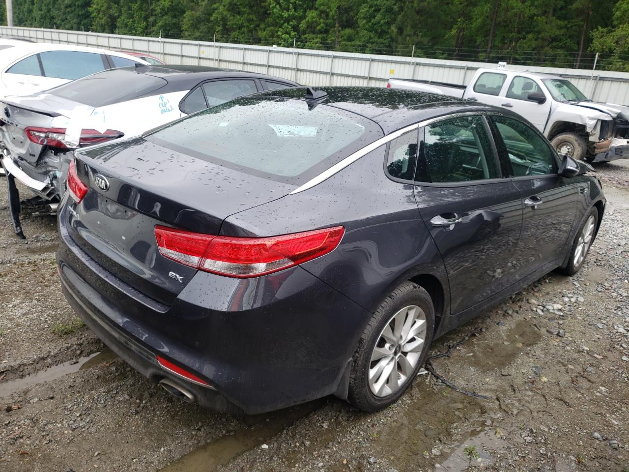 Photo 4 from auction – 2018 KIA OPTIMA EX with VIN 5XXGU4L37JG184904