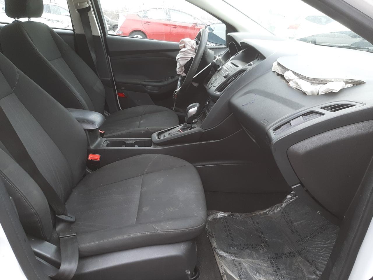 Photo 5 from auction – 2017 FORD FOCUS SE with VIN 1FADP3F24HL283526