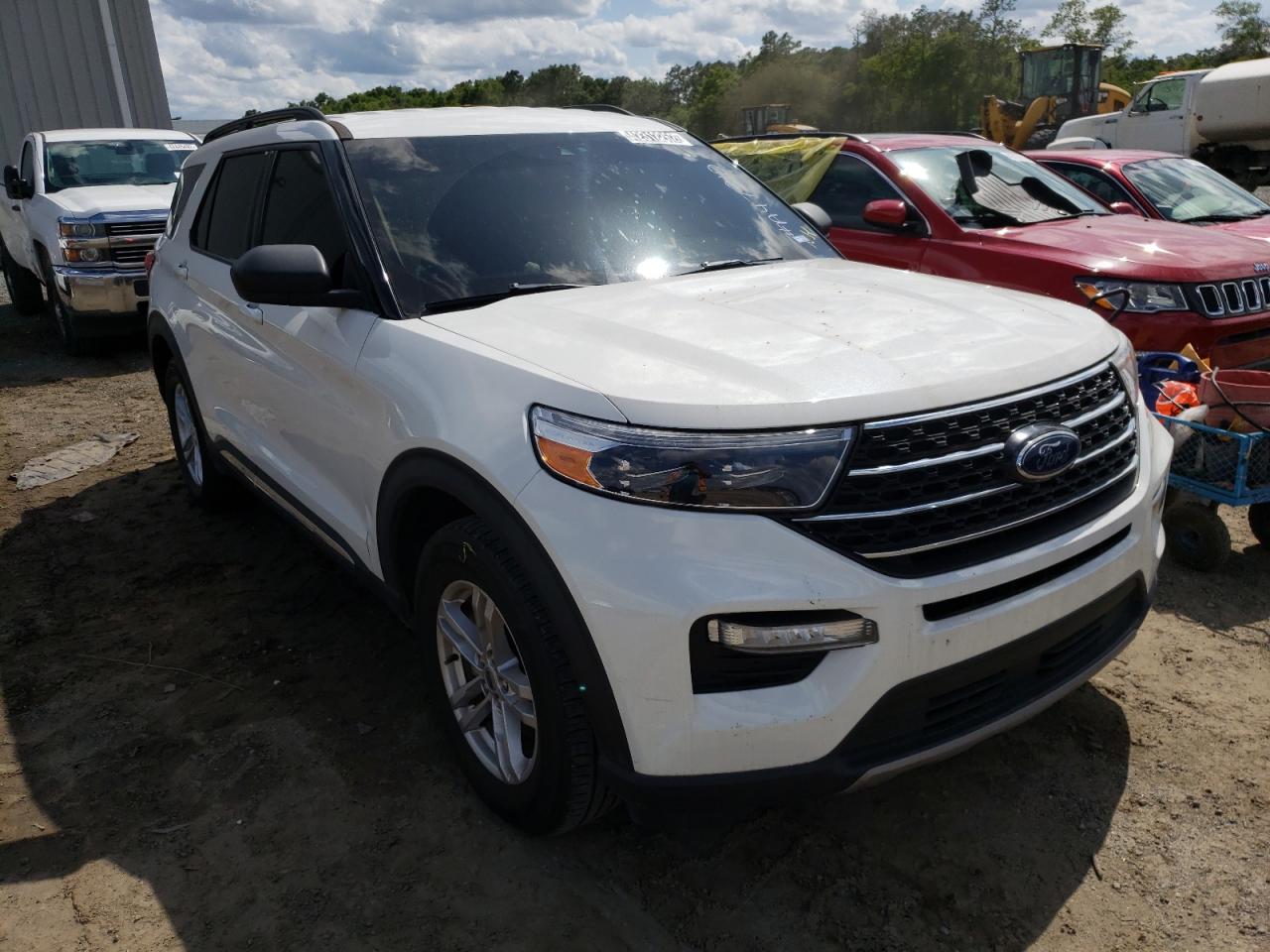FORD EXPLORER X 2020 with VIN 1FMSK7DH0LGA47810 - Photo from auction