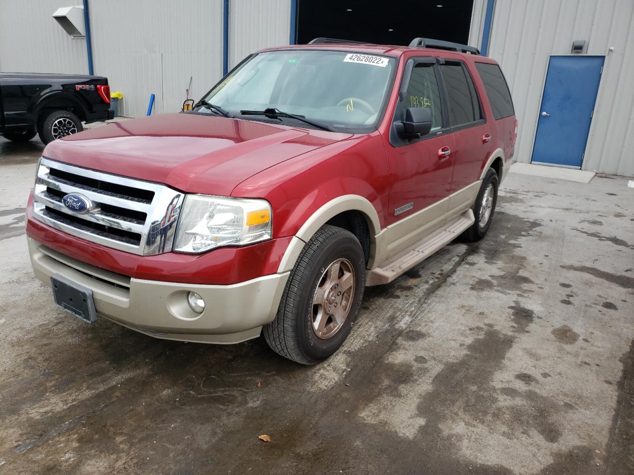 Photo 2 from auction – 2007 FORD EXPEDITION with VIN 1FMFU17577LA42174