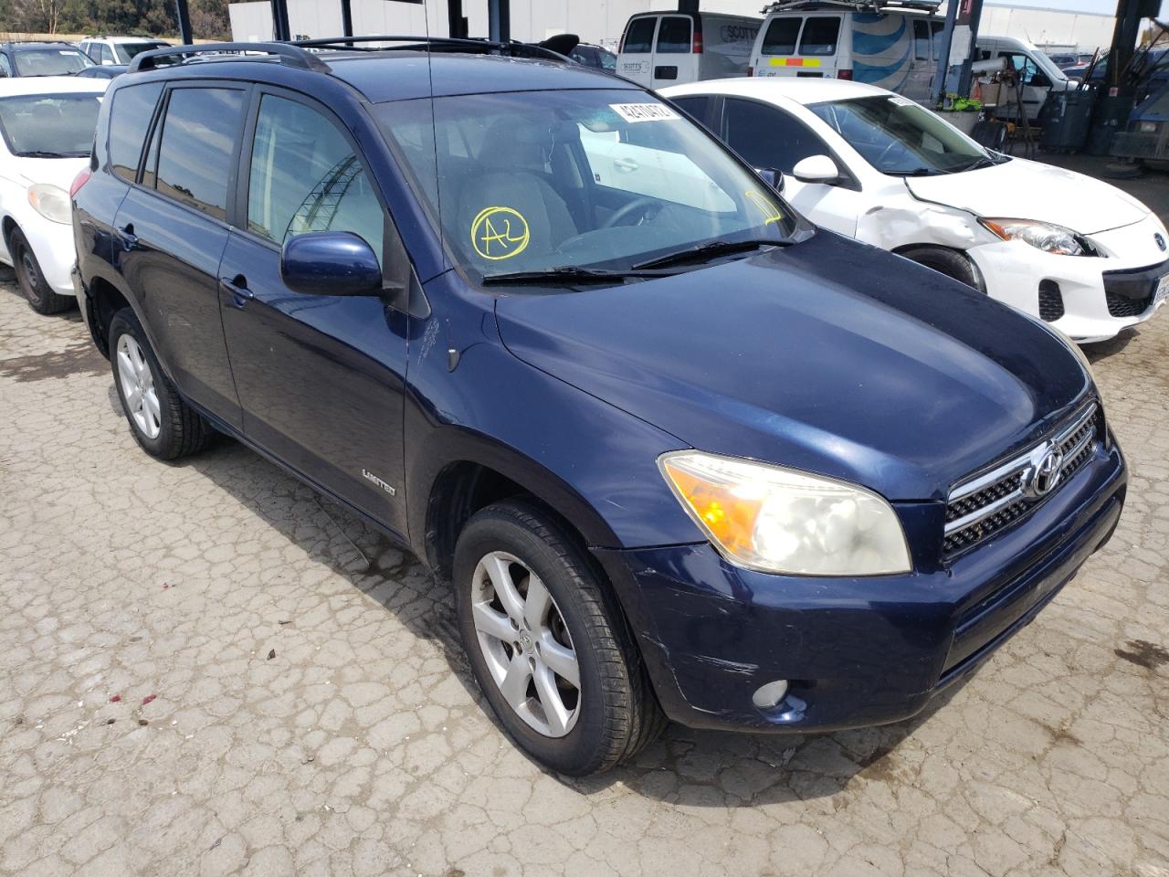 TOYOTA RAV4 LIMIT 2006 with VIN JTMZD34VX65020786 - Photo from auction