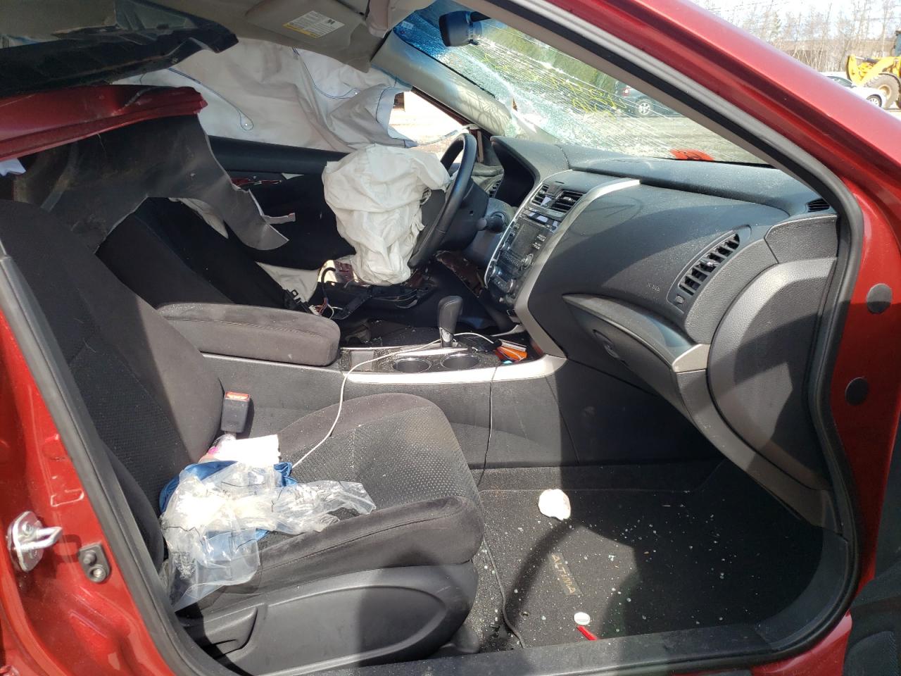 Photo 5 from auction – 2014 NISSAN ALTIMA 2.5 with VIN 1N4AL3AP2EC167917