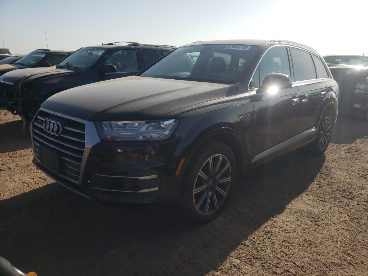 Photo 2 from auction – 2017 AUDI Q7 PRESTIG with VIN WA1VAAF76HD015646