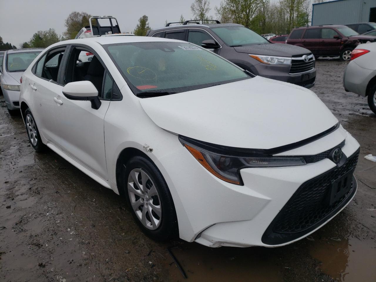 TOYOTA COROLLA LE 2020 with VIN 5YFEPRAE4LP107109 - Photo from auction