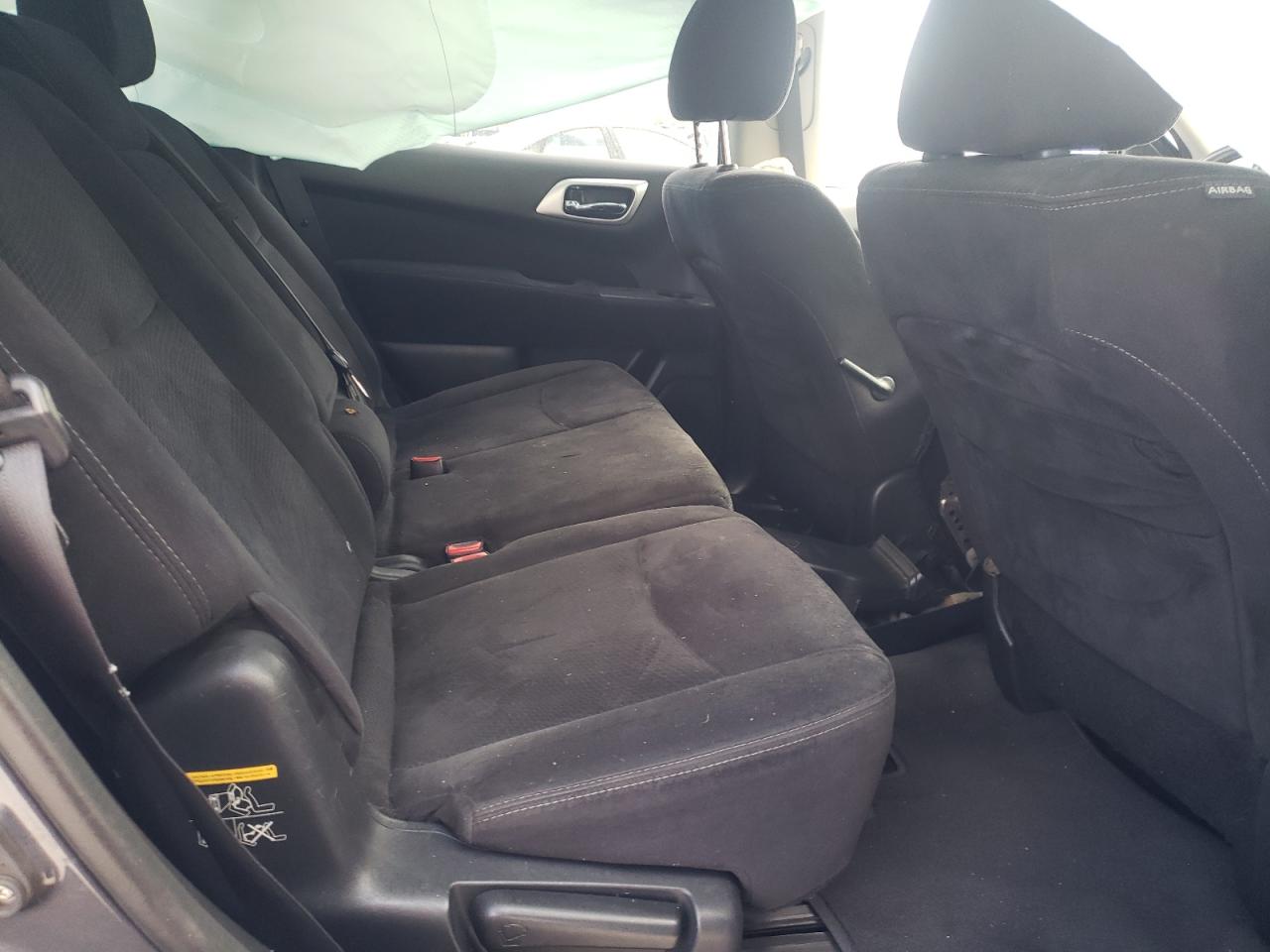 Photo 6 from auction – 2013 NISSAN PATHFINDER with VIN 5N1AR2MN1DC609934
