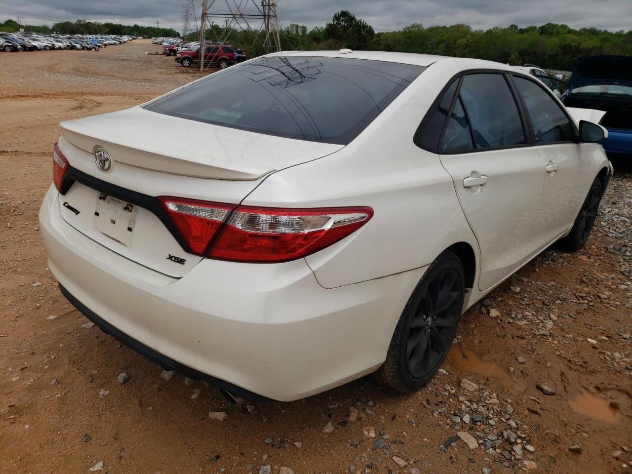 Photo 4 from auction – 2015 TOYOTA CAMRY LE with VIN 4T1BF1FK0FU491852