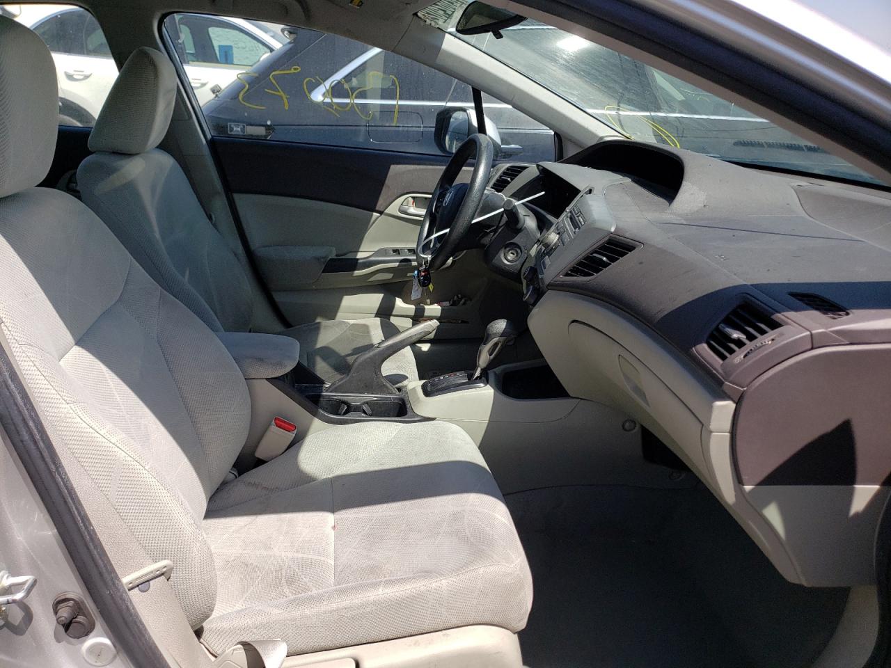 Photo 5 from auction – 2012 HONDA CIVIC LX with VIN 2HGFB2F53CH312219