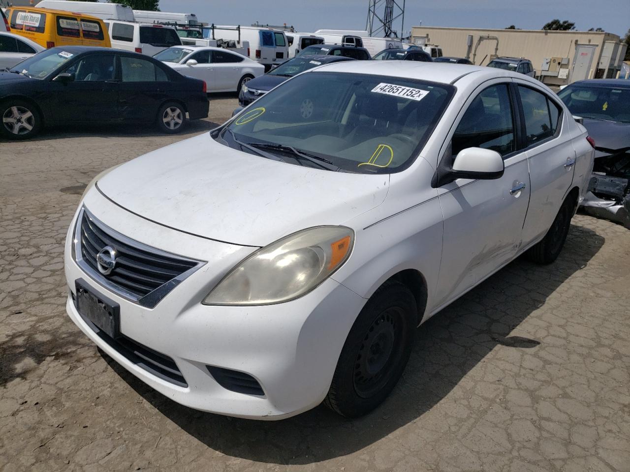 Photo 2 from auction – 2012 NISSAN VERSA S with VIN 3N1CN7AP9CL813544