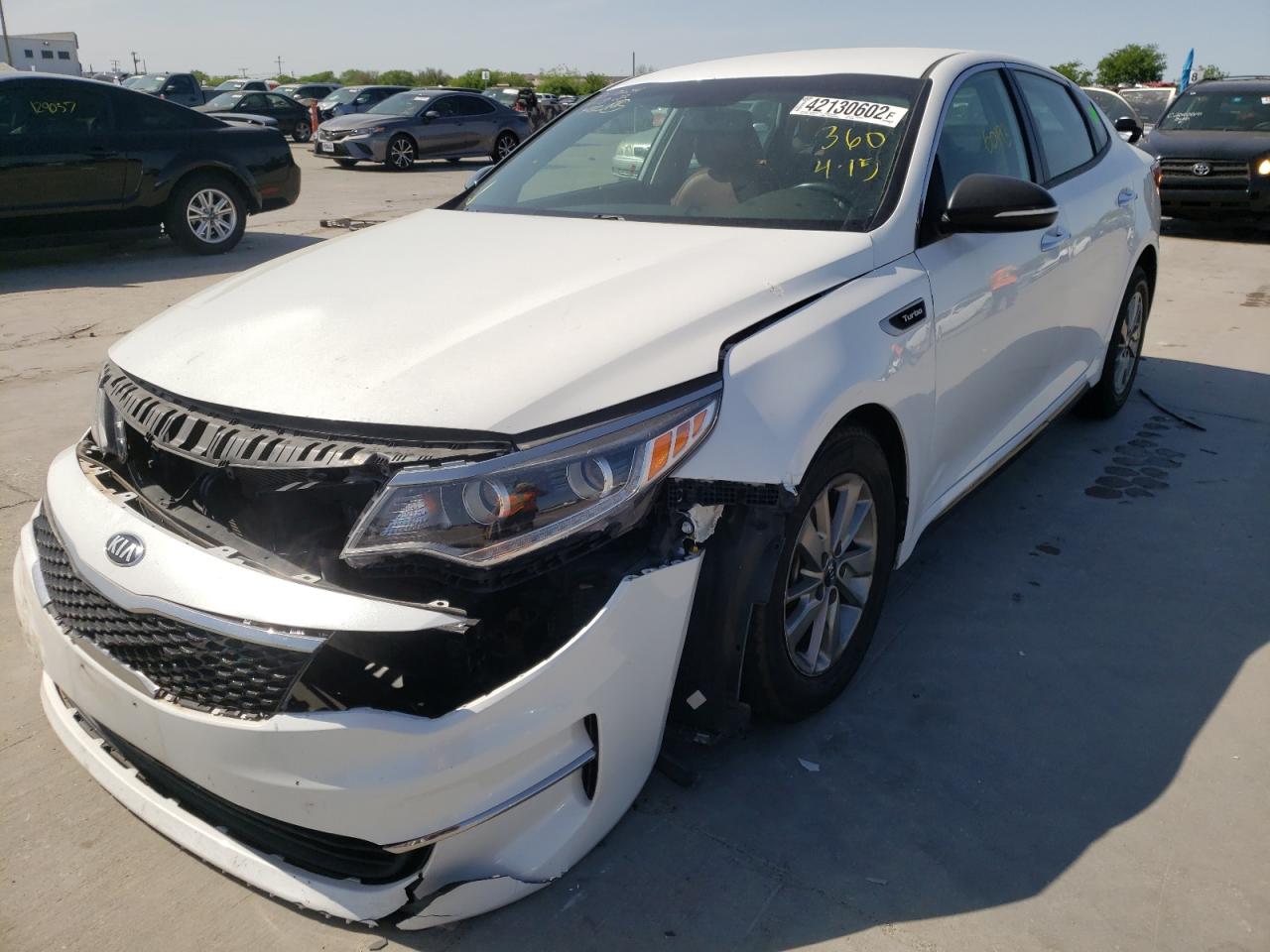 Photo 2 from auction – 2017 KIA OPTIMA LX with VIN 5XXGT4L18HG174183