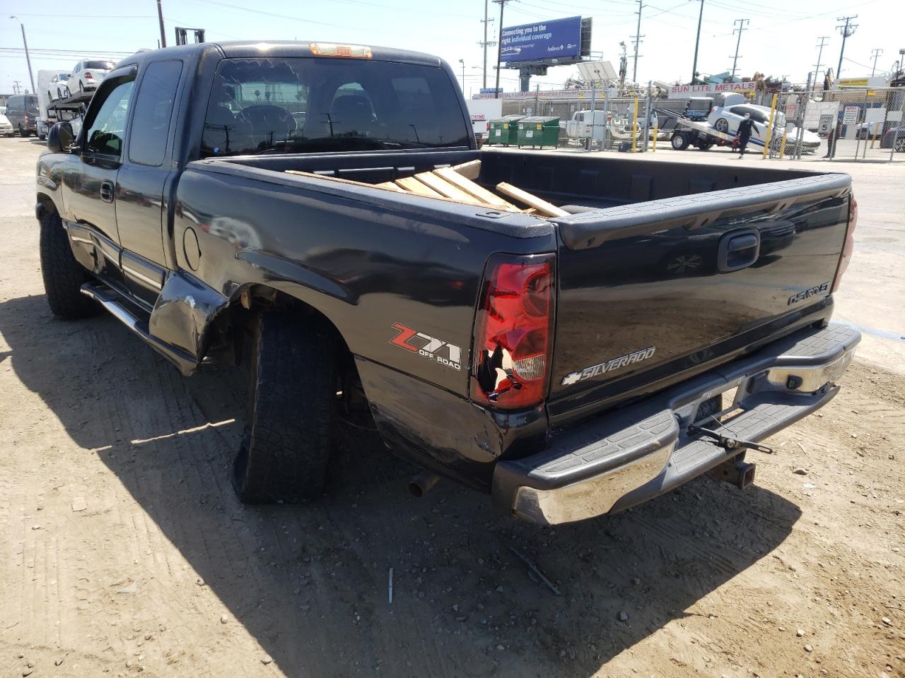 Photo 3 from auction – 2003 CHEVROLET SILVERADO with VIN 2GCEK19T431399894