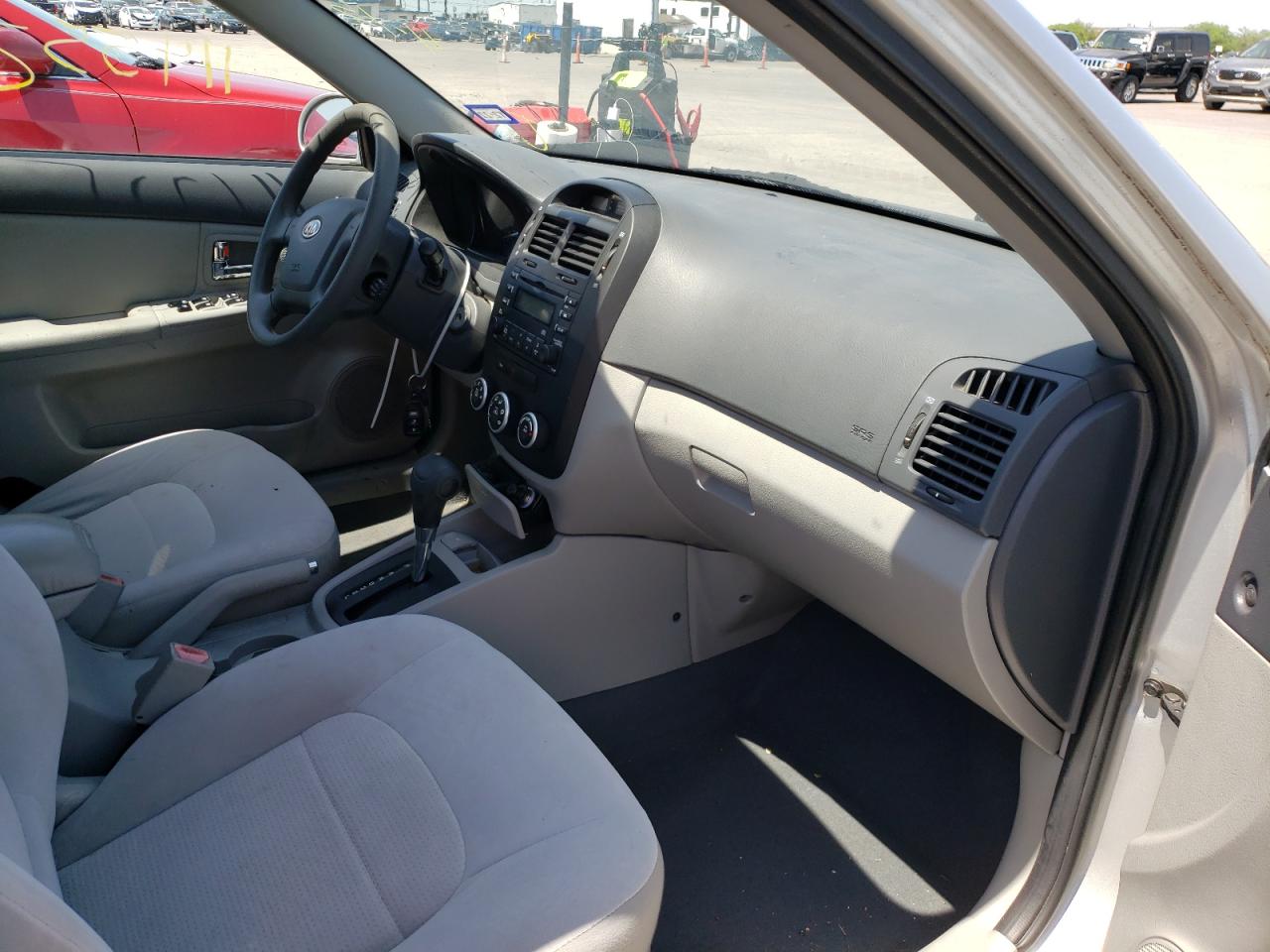 Photo 5 from auction – 2009 KIA SPECTRA EX with VIN KNAFE221195606224