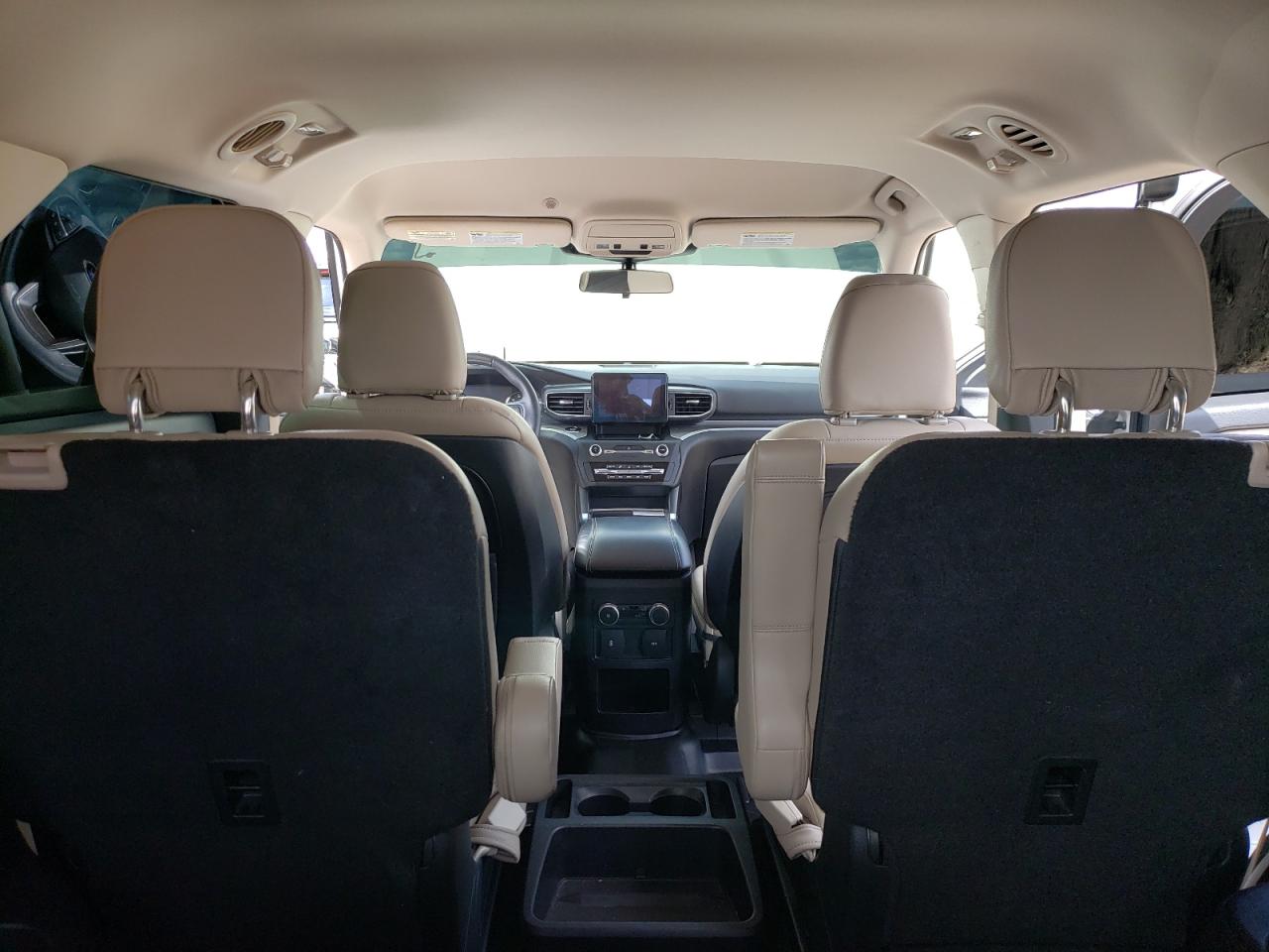 Photo 9 from auction – 2020 FORD EXPLORER X with VIN 1FMSK7DH0LGA47810