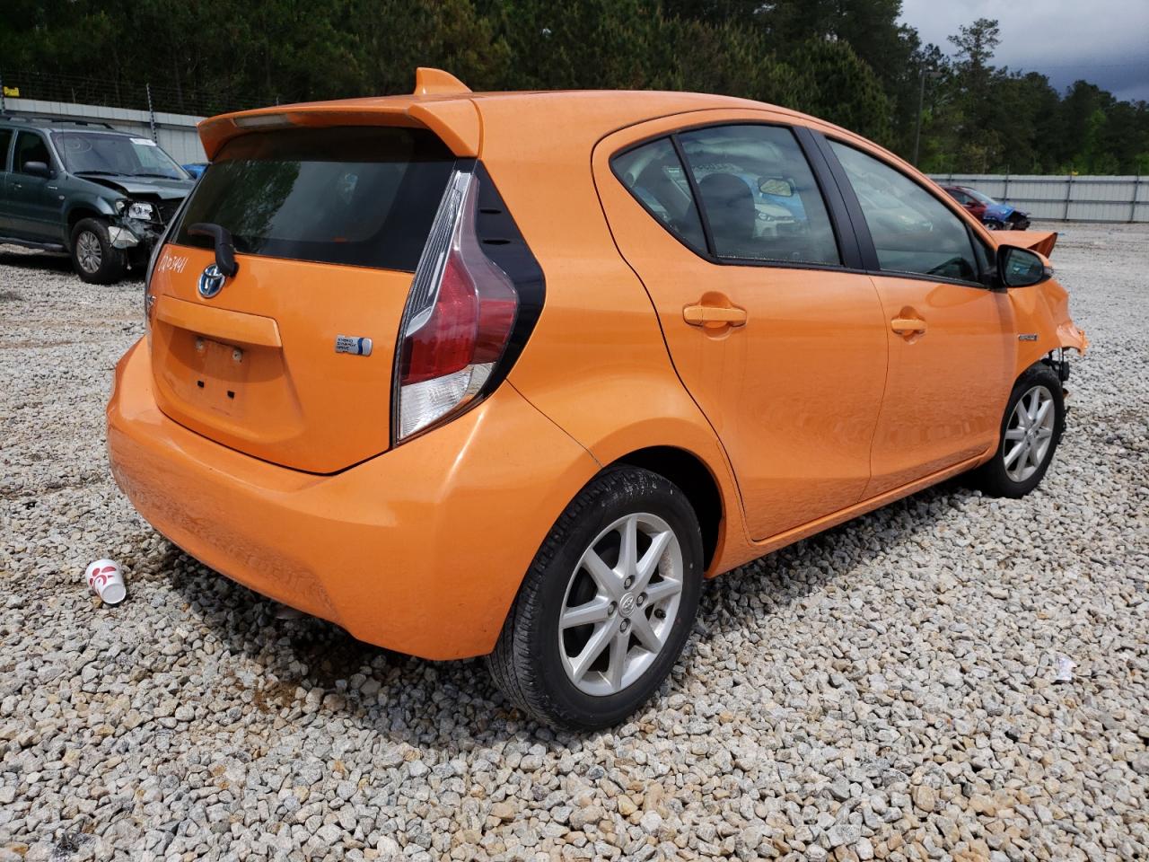 Photo 4 from auction – 2015 TOYOTA PRIUS C with VIN JTDKDTB30F1096964
