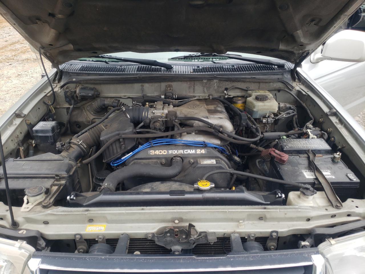 Photo 7 from auction – 2001 TOYOTA 4RUNNER SR with VIN JT3GN86R910181156