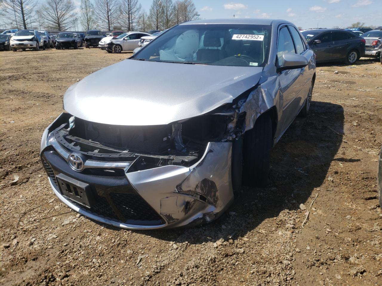 Photo 2 from auction – 2015 TOYOTA CAMRY LE with VIN 4T1BF1FK1FU097938