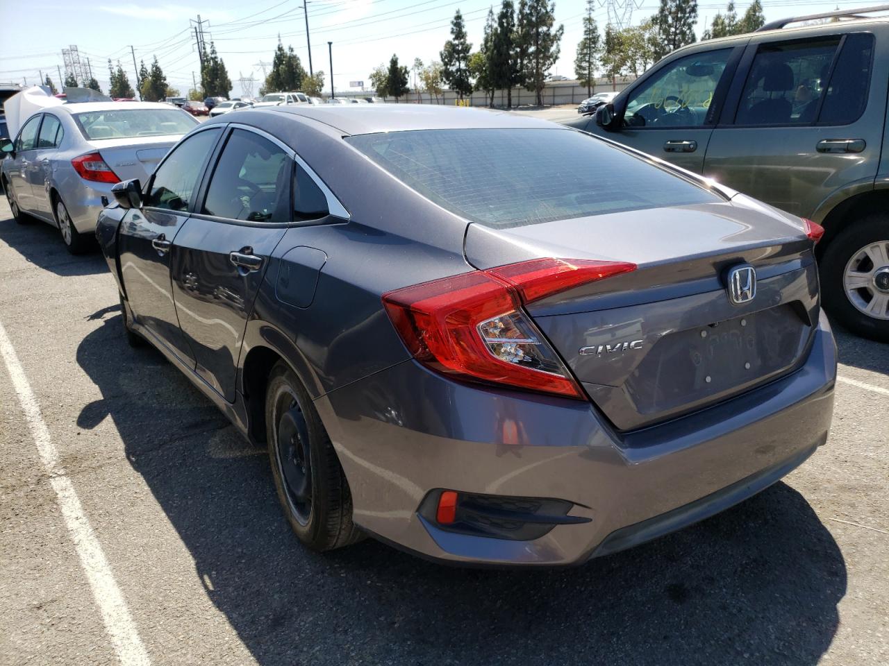 Photo 3 from auction – 2016 HONDA CIVIC LX with VIN 19XFC2E59GE064282