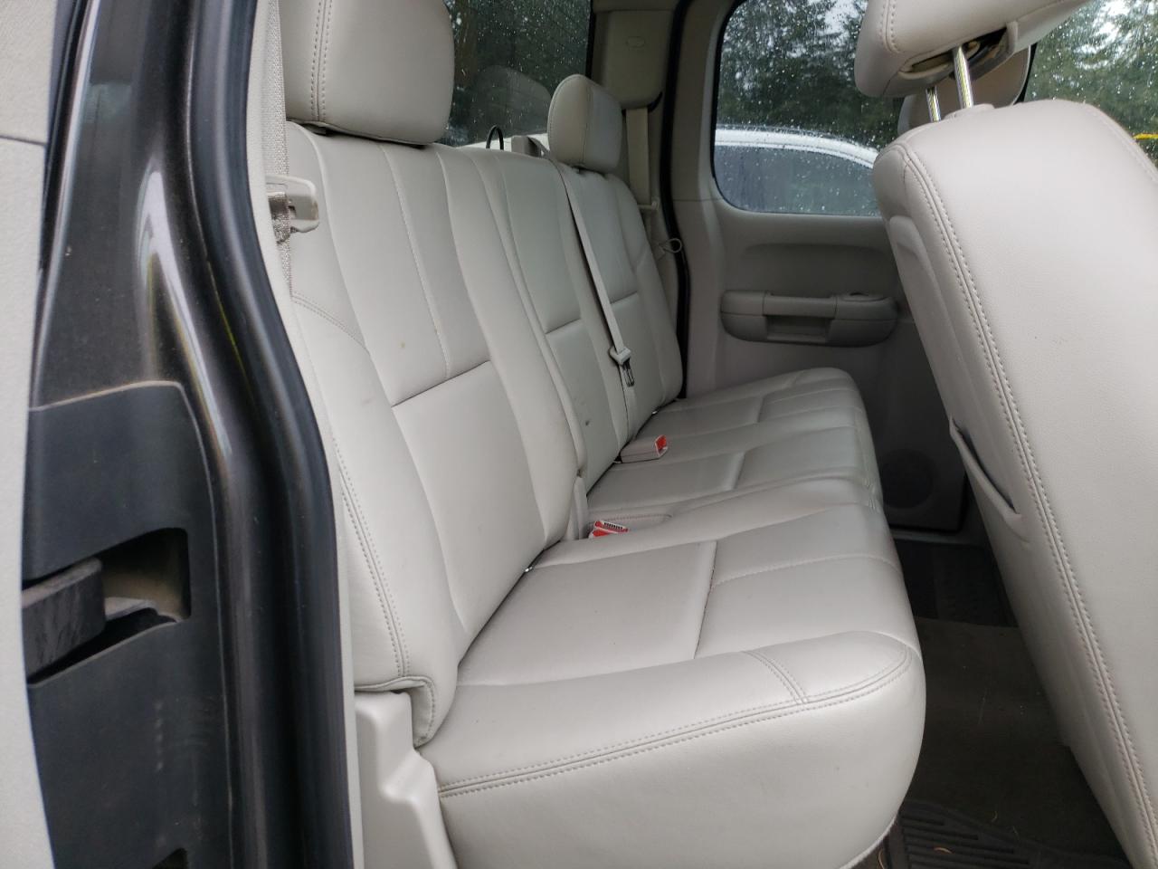 Photo 6 from auction – 2011 CHEVROLET SILVERADO with VIN 1GCRKTE37BZ233510