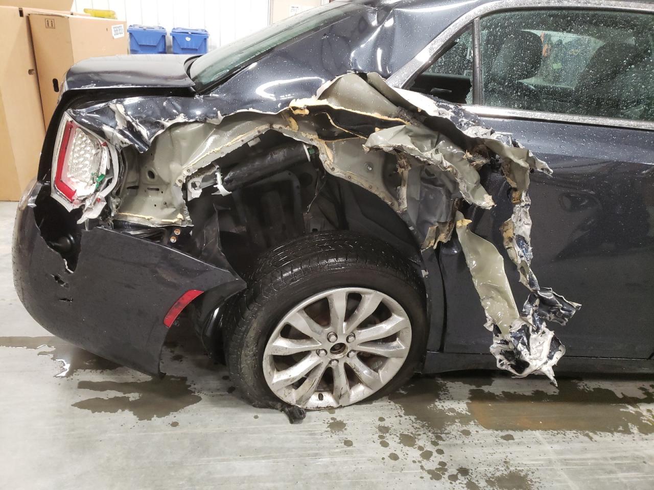 Photo 20 from auction – 2017 CHRYSLER 300 LIMITE with VIN 2C3CCARG2HH508279