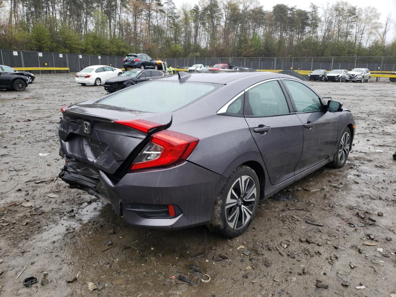Photo 4 from auction – 2017 HONDA CIVIC EX with VIN 19XFC1F35HE214462