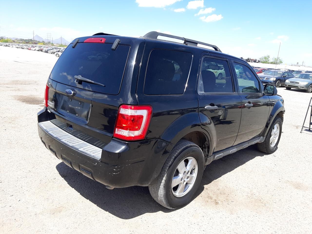 Photo 4 from auction – 2010 FORD ESCAPE XLT with VIN 1FMCU0D74AKB94378