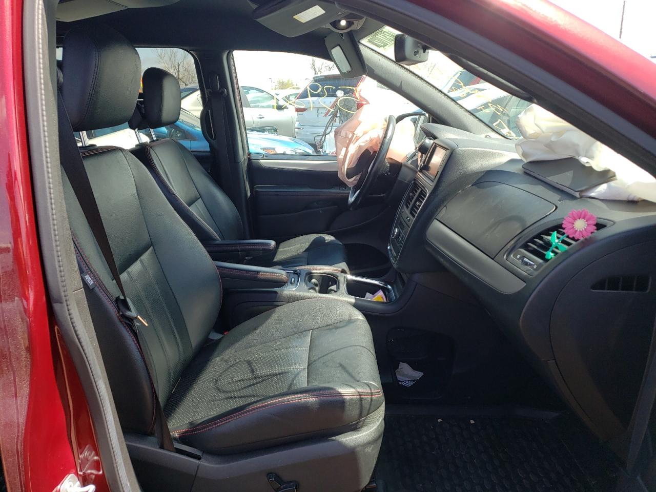 Photo 5 from auction – 2019 DODGE GRAND CARA with VIN 2C4RDGEG9KR687966