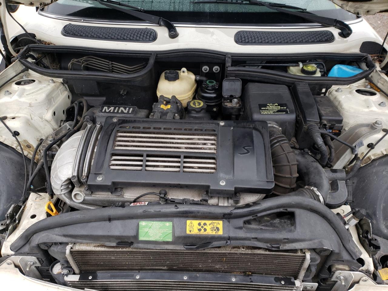 Photo 11 from auction – 2006 MINI COOPER S with VIN WMWRE33596TJ37315