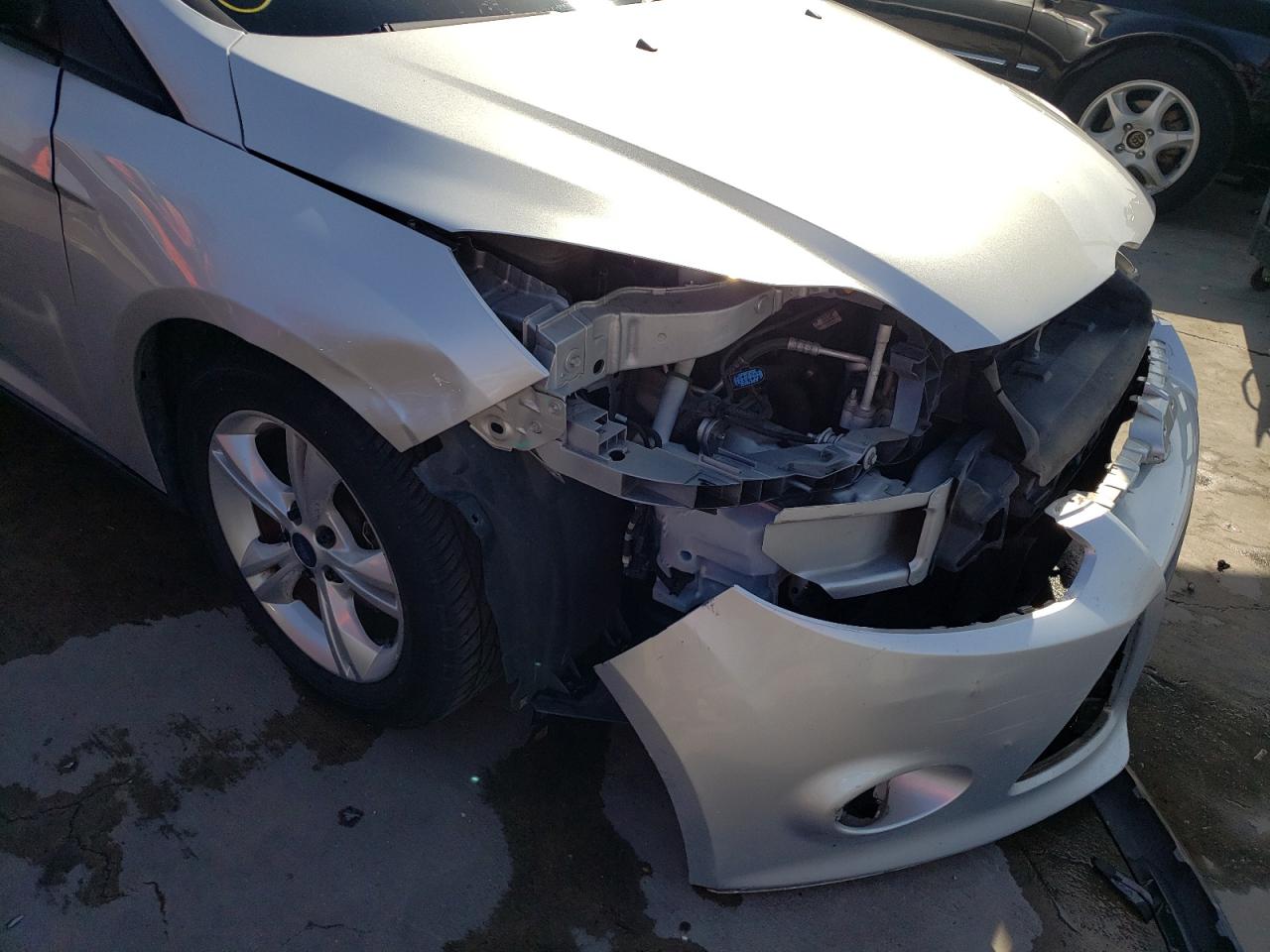 Photo 9 from auction – 2014 FORD FOCUS SE with VIN 1FADP3K20EL295660